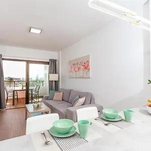 iguazu-tir24-top-floor-apartment.in-canary-islands.com/