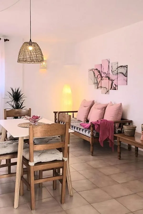 Apartamentos Can Salas Cala Figuera